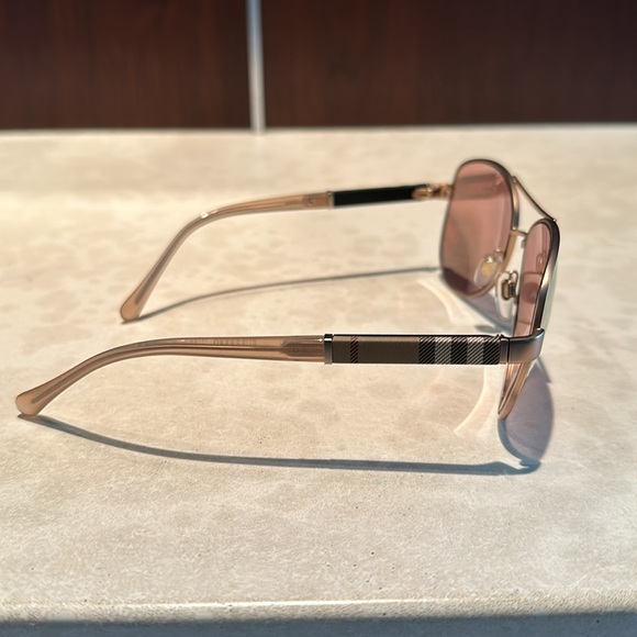 Burberry Aviator Sunglasses: 3080 1235/7J 59-14 135 2N